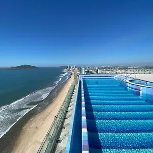 departamento-en-el-malecn-torre-central-102.mazatlan-hotels.com/