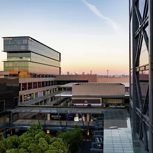 Hilton Midtown Отель